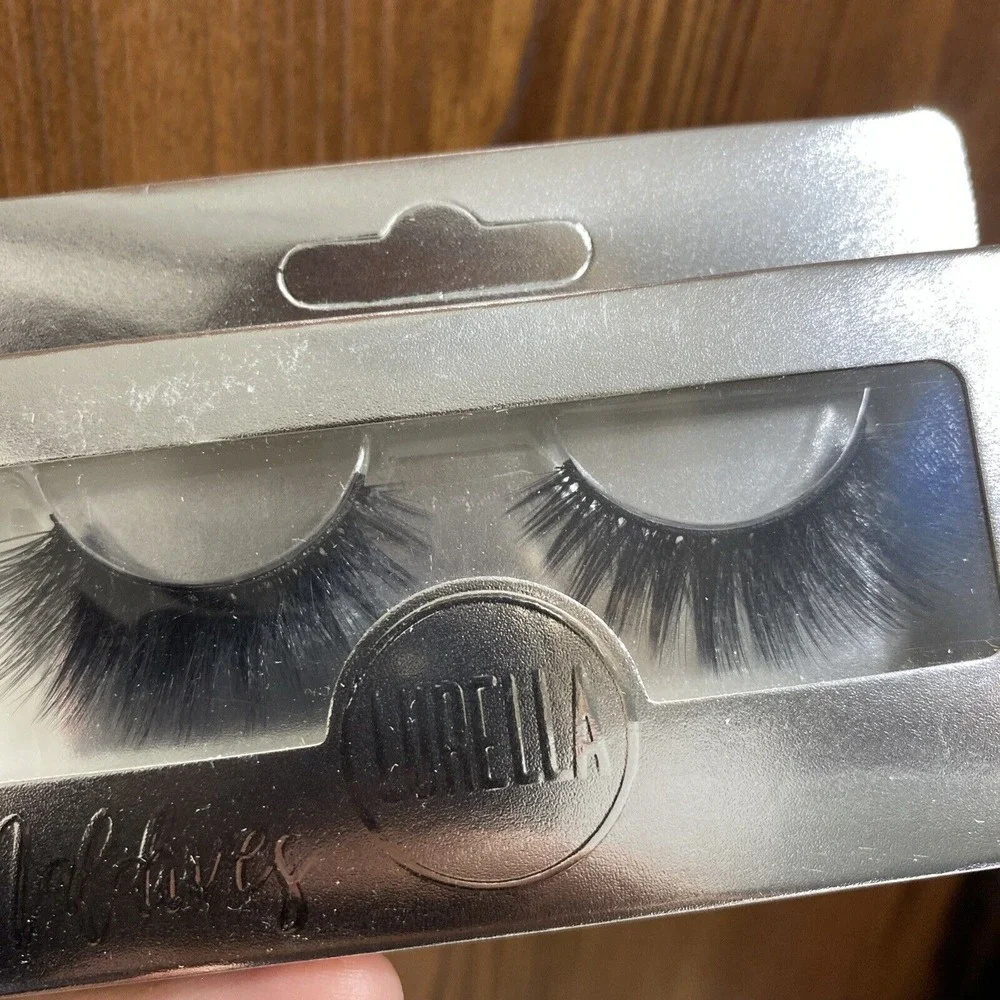 Lurella‎ Cosmetics Lashes Eyelashes Full Size NEW IN BOX 